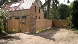 big_39203249_0_300-169_1